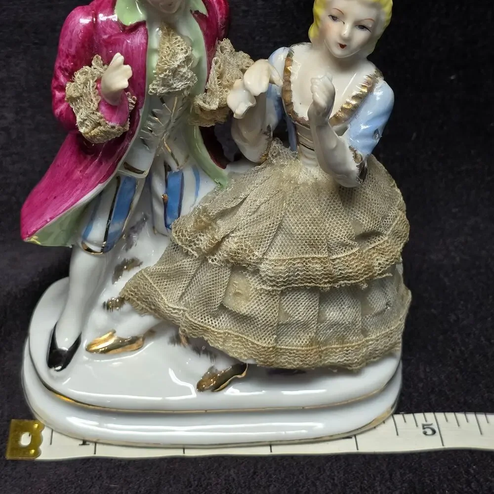 Porcelain Victorian Colonial Couple Courting Man & Women Lace Dress Figurines
